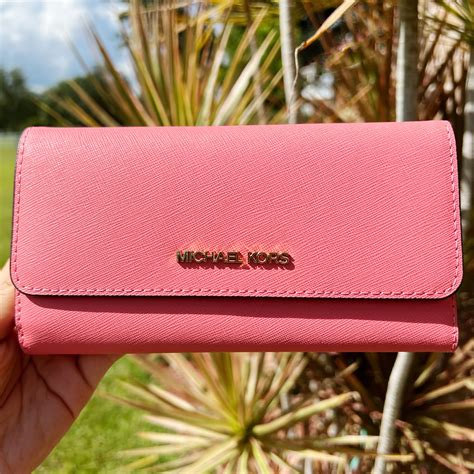 blush pink michael kors wallet|Michael Kors soft pink wallet.